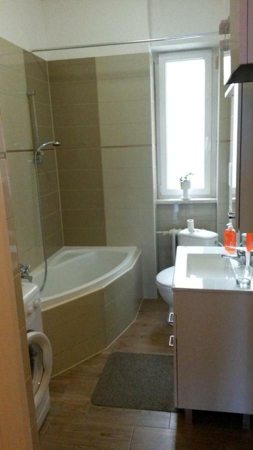 קרלובי וארי Vintage Apartment מראה חיצוני תמונה